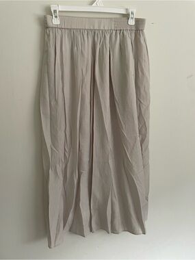 Uniqlo Light Taupe Pleated Maxi Skirt